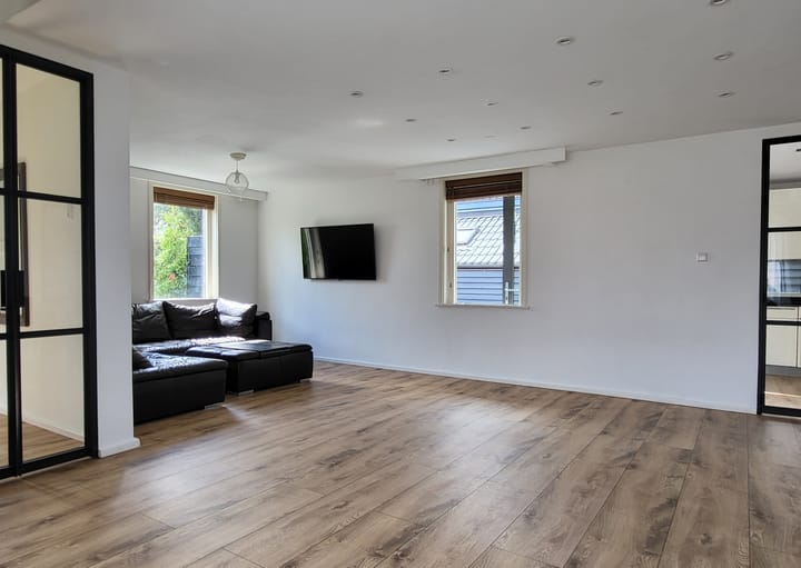 Foto 9 van Aalsmeerderweg 211