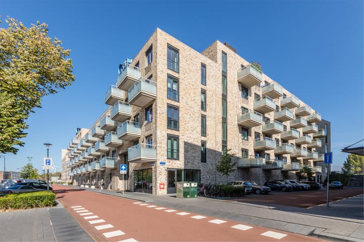 Foto 14 van Waalbandijk 247