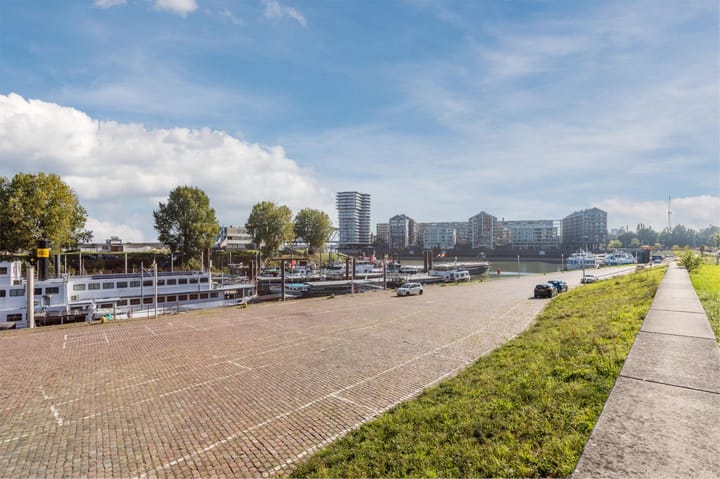 Foto 40 van Waalbandijk 247