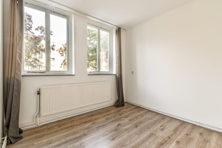 Foto 17 van Schelluinenstraat 6