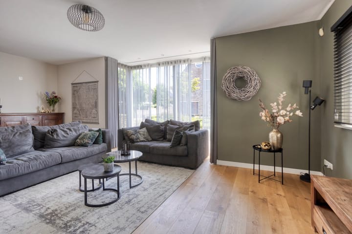 Foto 12 van Vuurdoornstraat 2