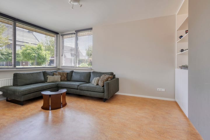 Foto 19 van Vuurdoornstraat 2