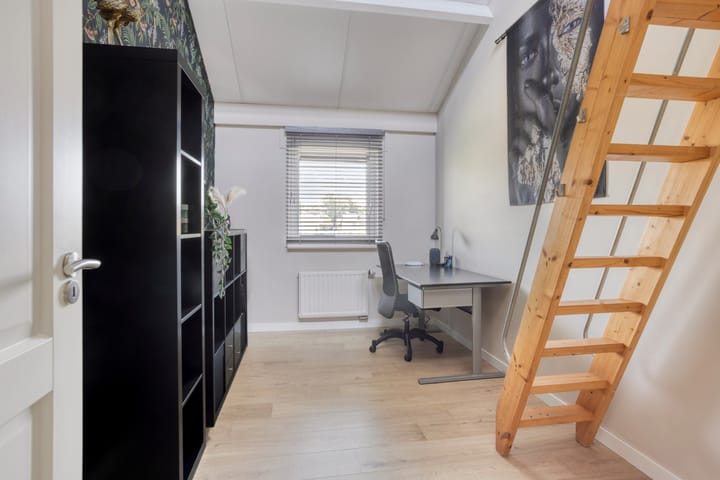 Foto 33 van Vuurdoornstraat 2