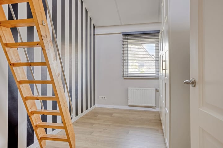 Foto 36 van Vuurdoornstraat 2