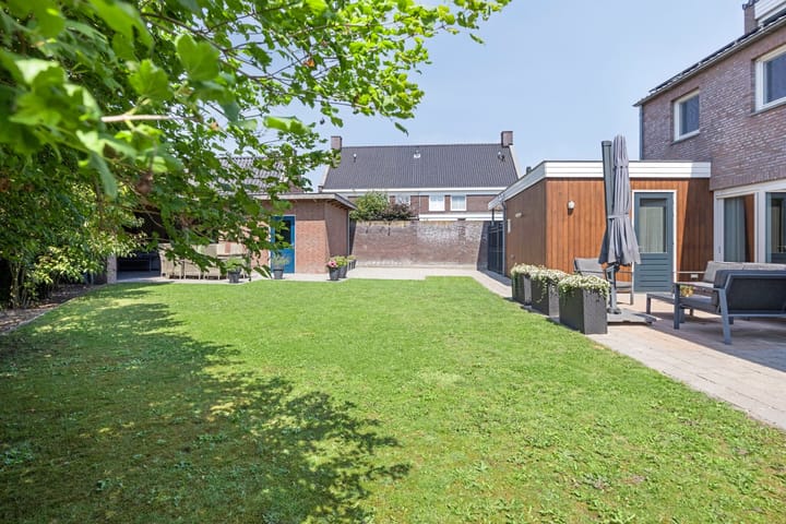 Foto 45 van Vuurdoornstraat 2