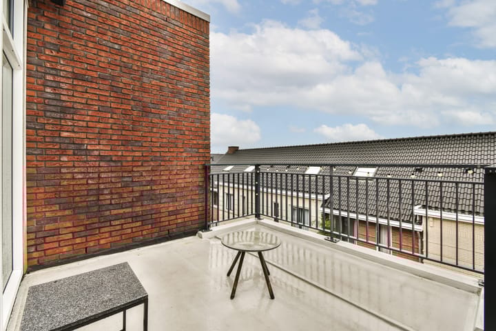 Foto 17 van Crossleystraat 37