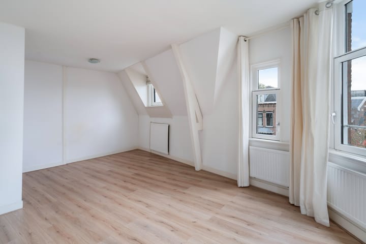 Foto 28 van Voorschoterlaan 67-A