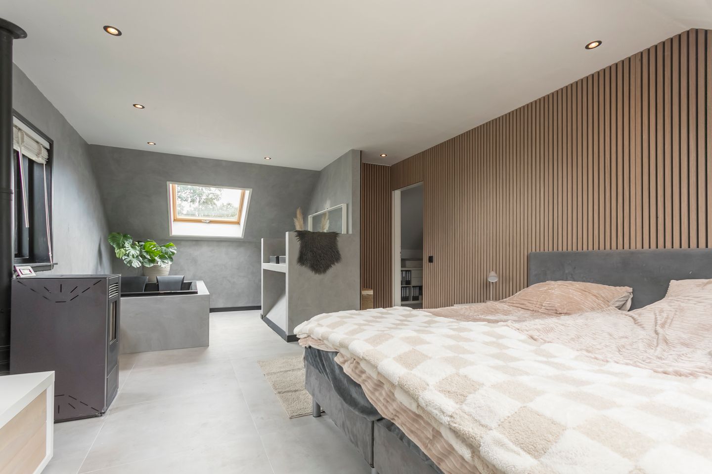 Photo 19 of Koningin Julianaweg 25