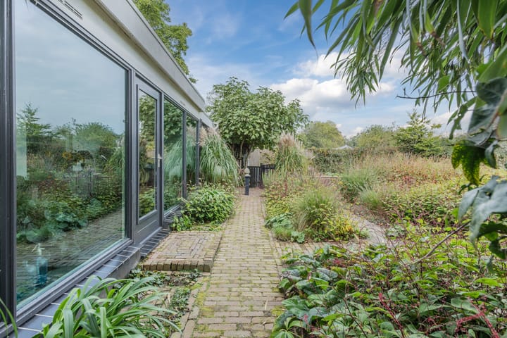 Photo 67 of Rollecate 30