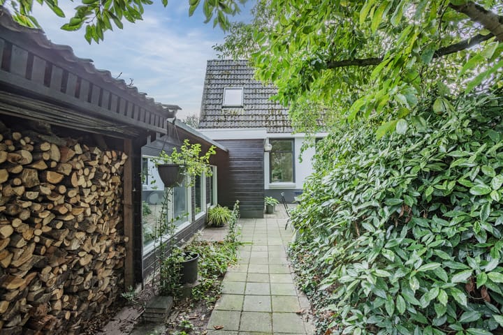 Photo 75 of Rollecate 30