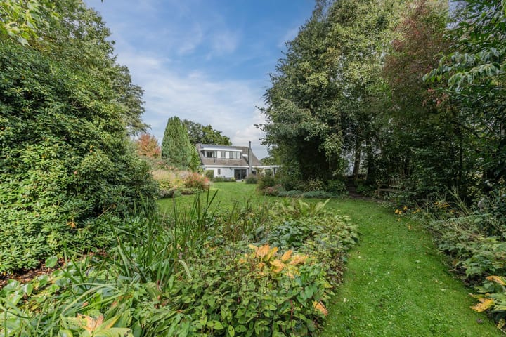 Photo 79 of Rollecate 30