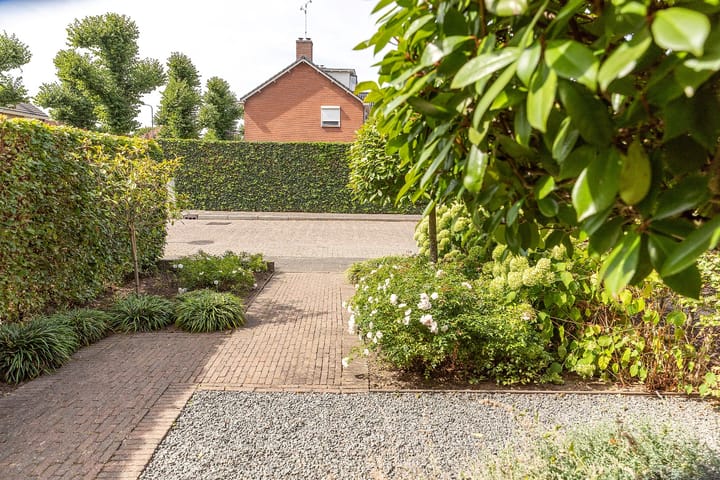 Photo 8 of Nassaulaan 4