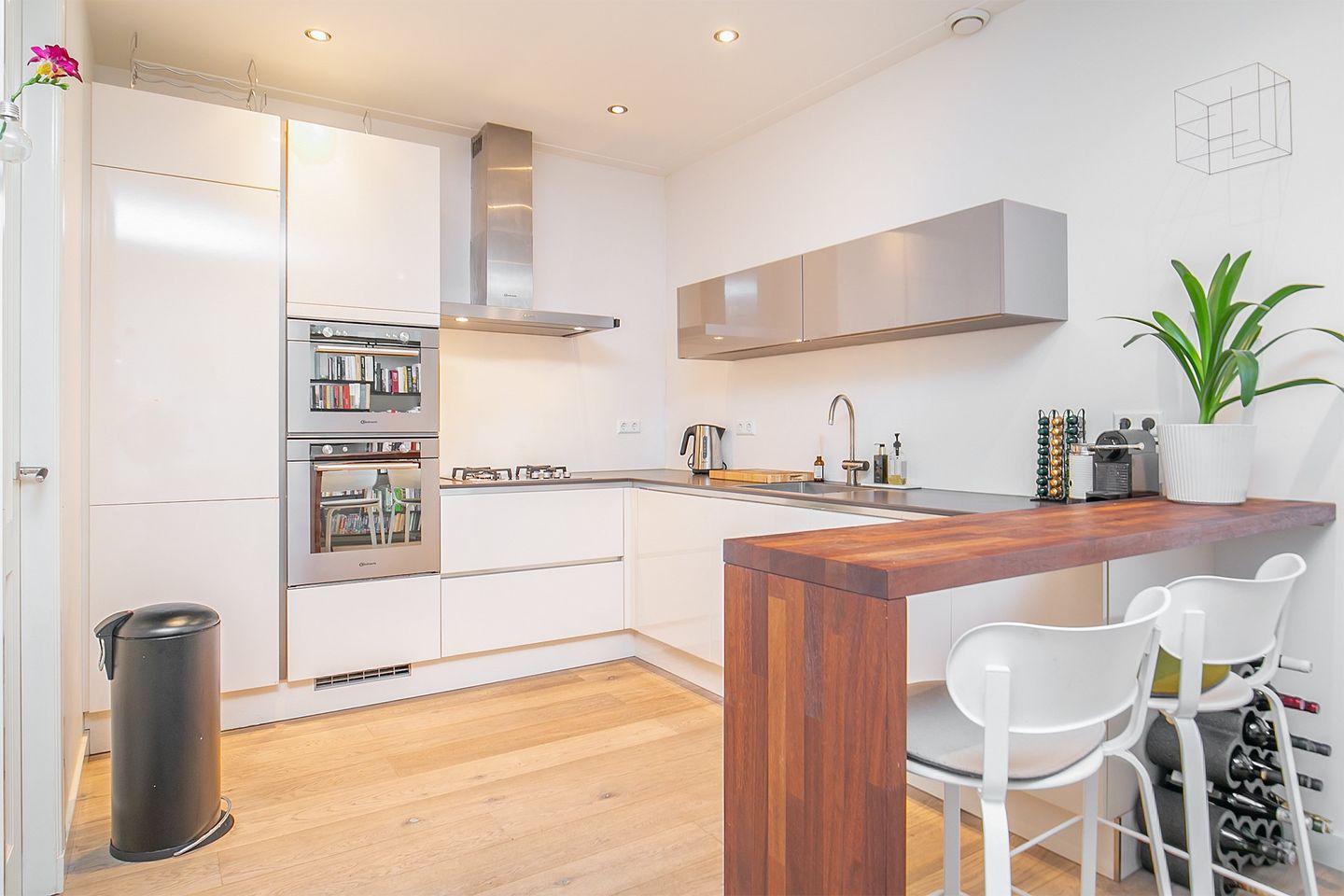 Foto 5 van Woestduinstraat 142-H