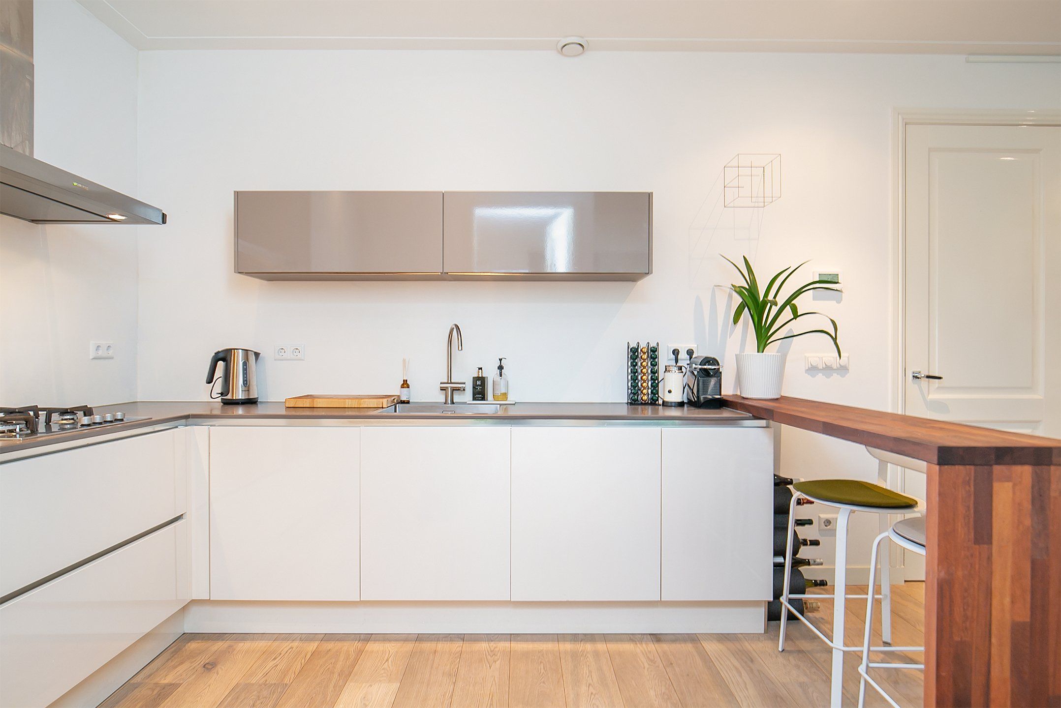 Foto 6 van Woestduinstraat 142-H