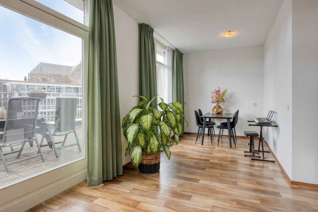 Photo 16 of Kloosterstraat 31