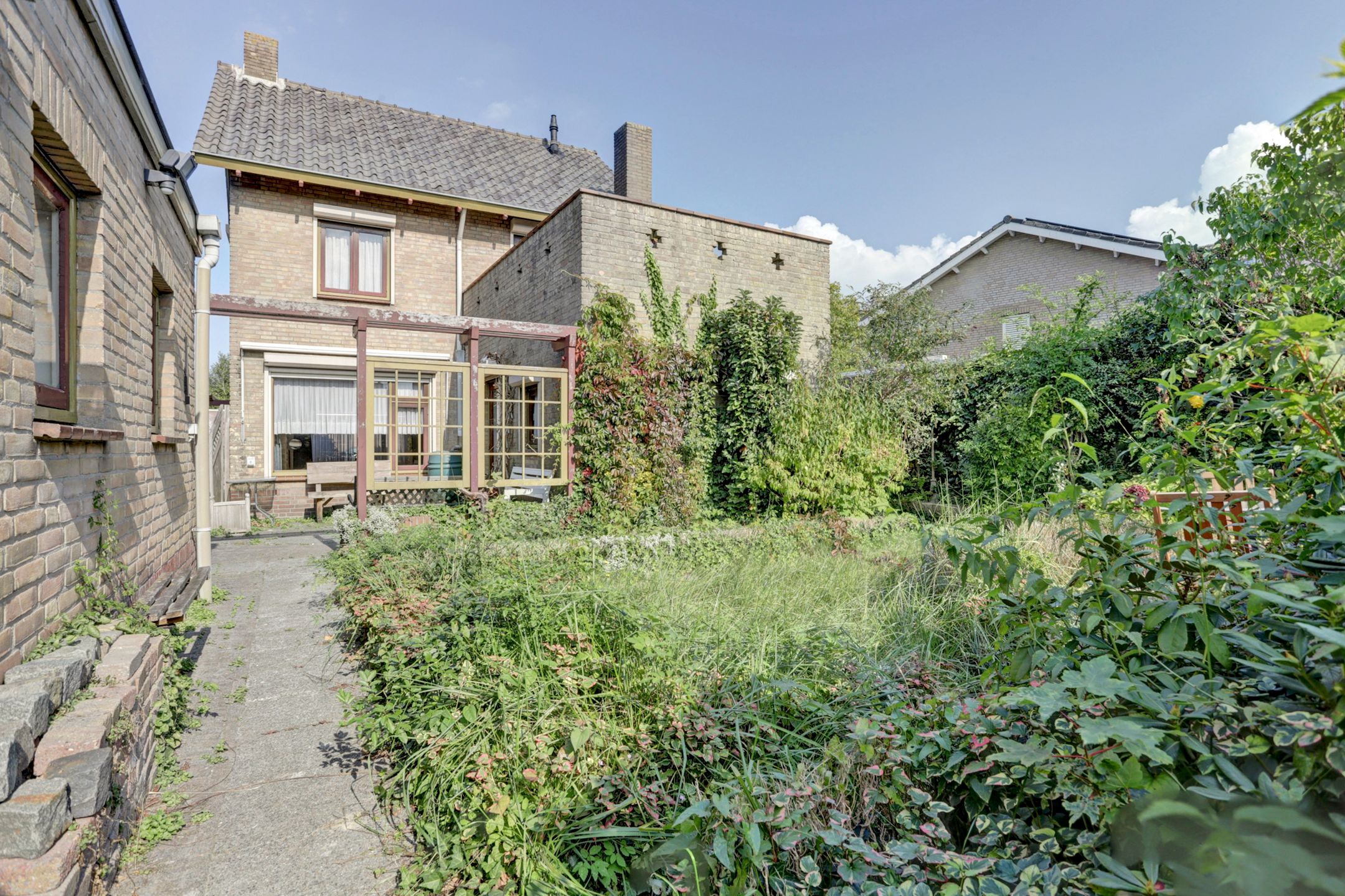 Photo 3 of Langendijkstraat 1-A