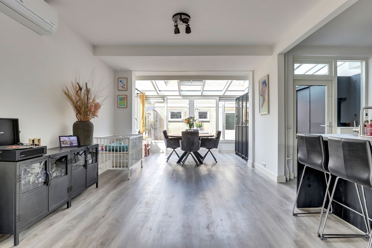 Foto 5 van Spaarlingsstraat 1