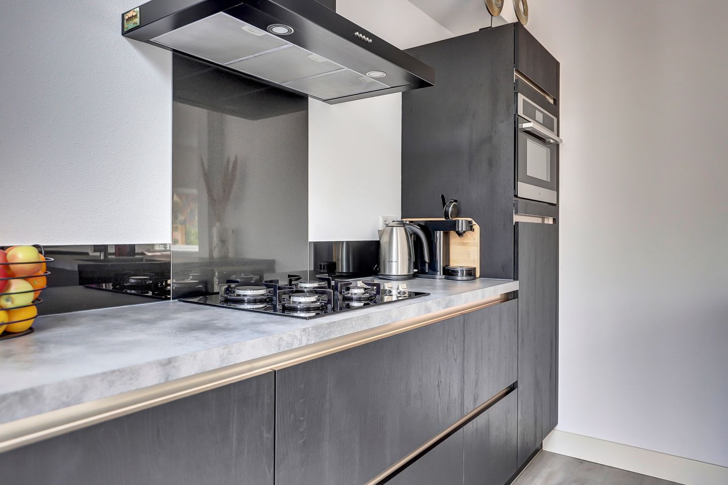 Foto 10 van Spaarlingsstraat 1