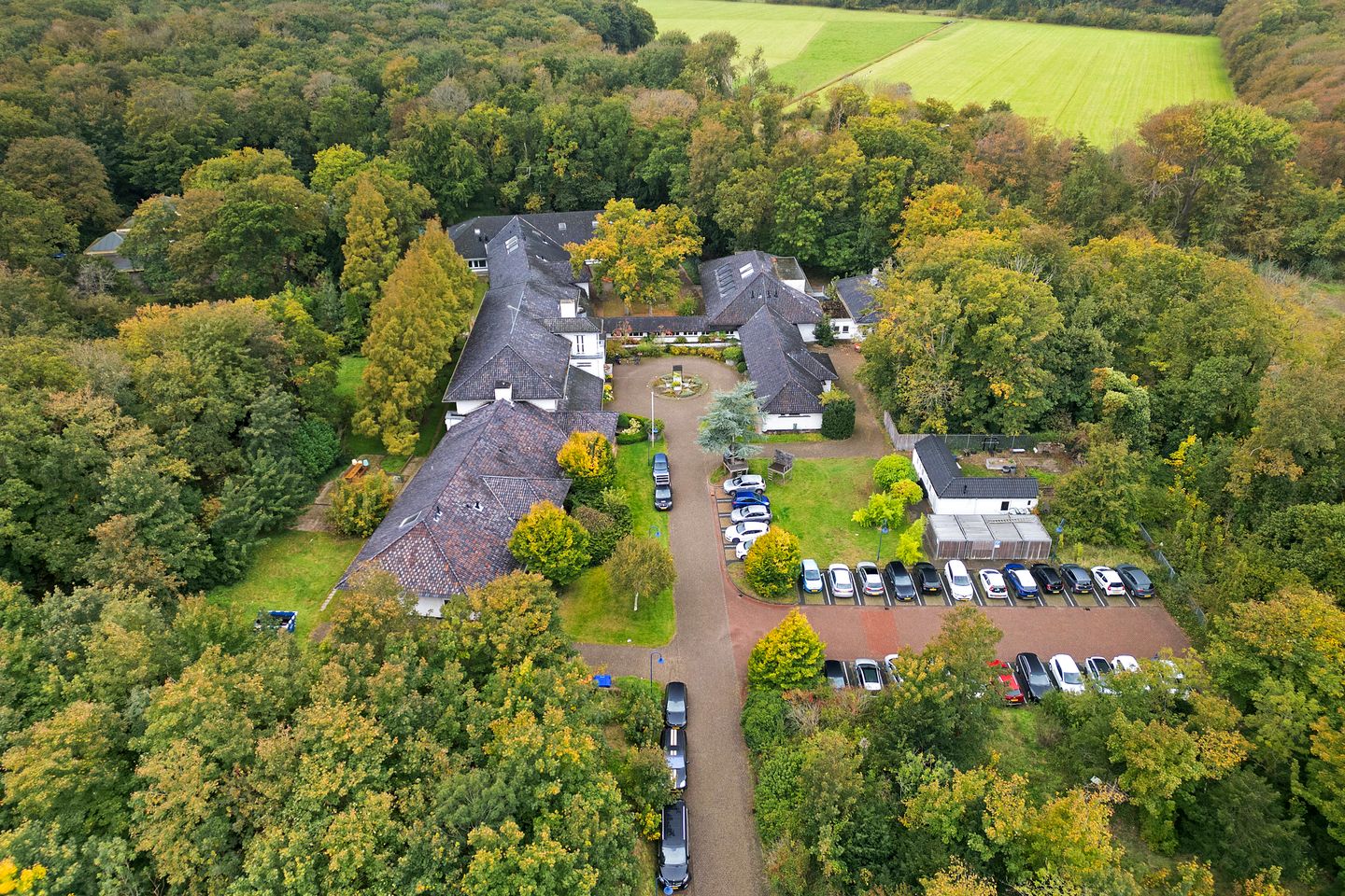 View photo 4 of Heereweg 114