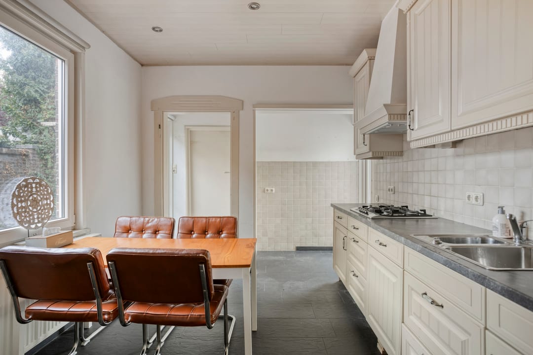 Foto 16 van Julianastraat 8