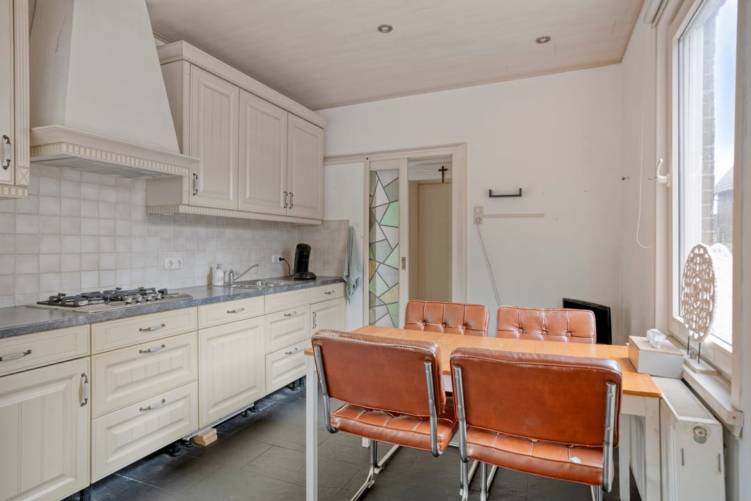 Foto 17 van Julianastraat 8