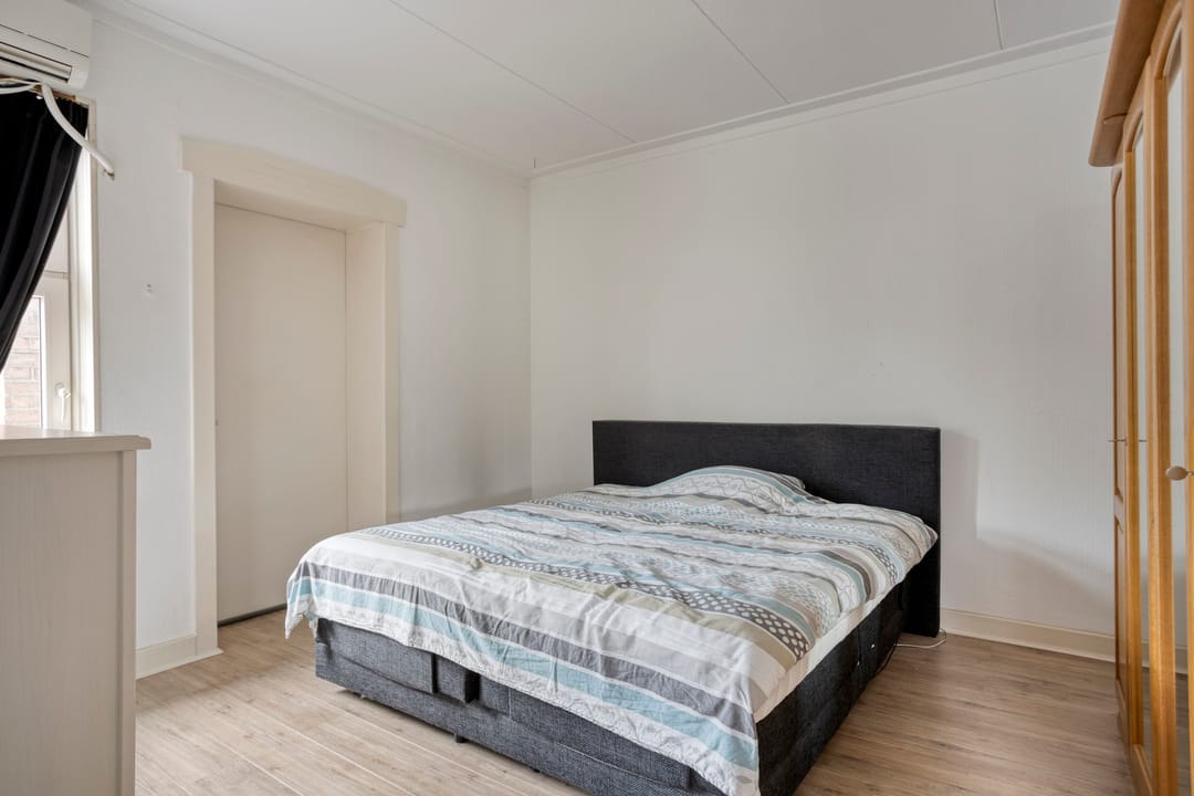 Foto 32 van Julianastraat 8