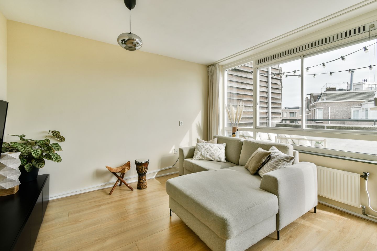 Foto 5 van Riouwstraat 55-E