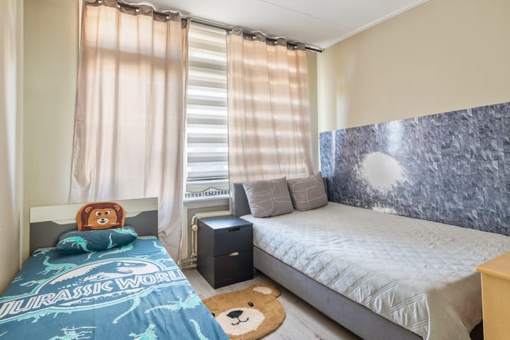 Photo 7 of Buys Ballotsingel 84-B