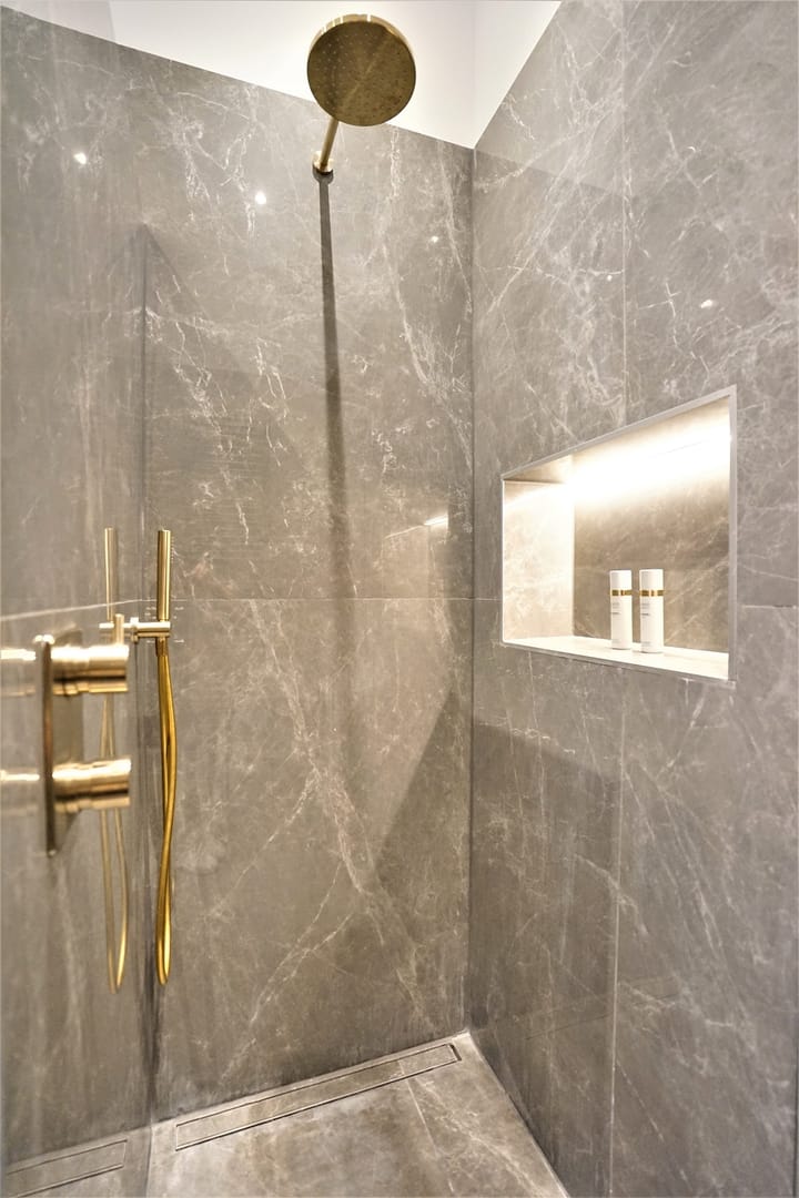 Photo 14 of De Lairessestraat 172-D