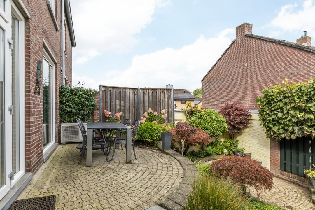 Foto 23 van UNO-straat 15