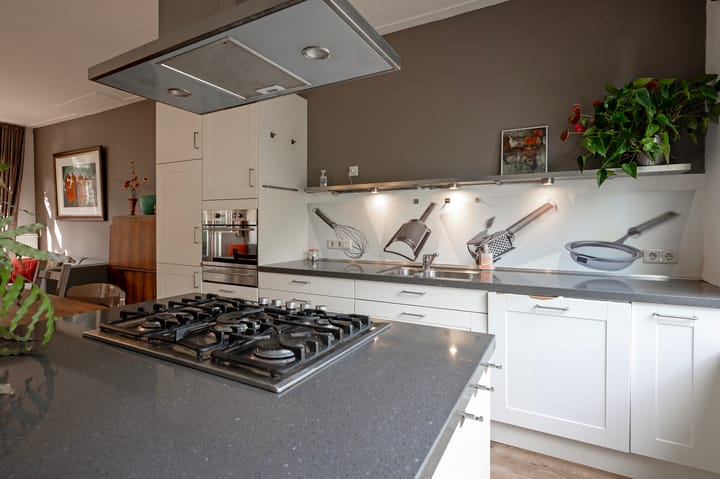 Photo 13 of Lorentzlaan 15