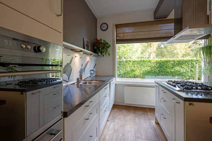 Photo 15 of Lorentzlaan 15