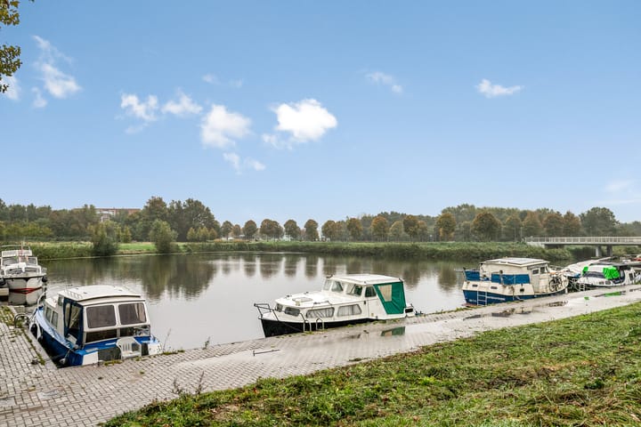 Photo 36 of Buenos Airesstraat 121