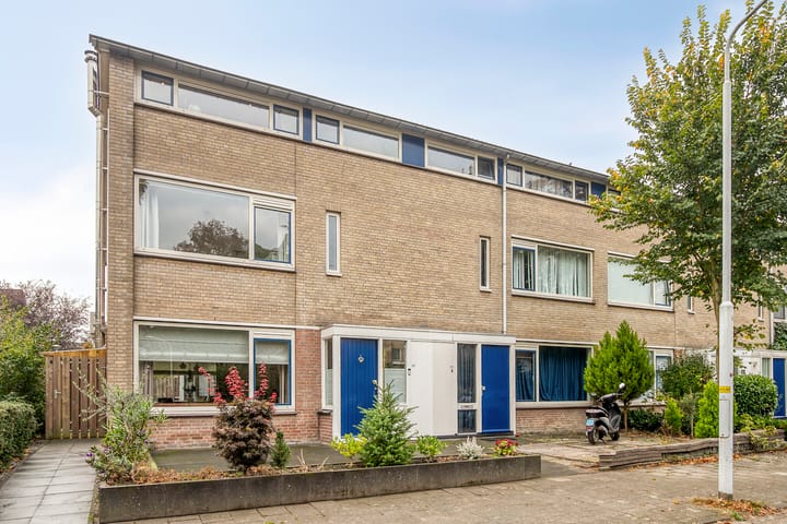 Photo 7 of Jan van Riebeeckstraat 23