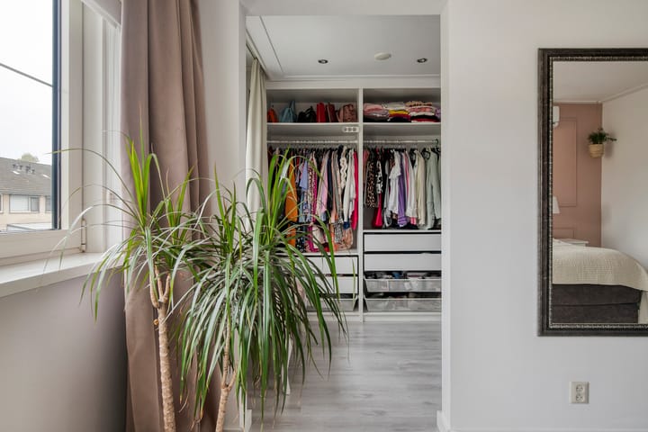 Photo 23 of Jan van Riebeeckstraat 23