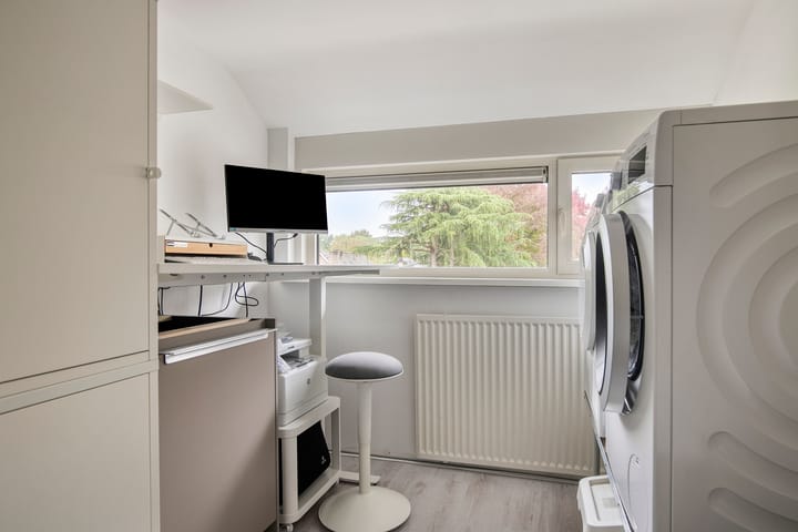 Photo 31 of Jan van Riebeeckstraat 23