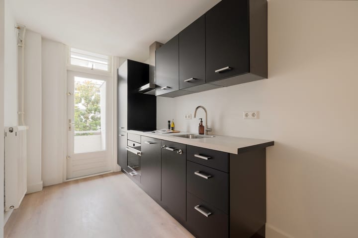 Photo 9 of Hoofdweg 373-1