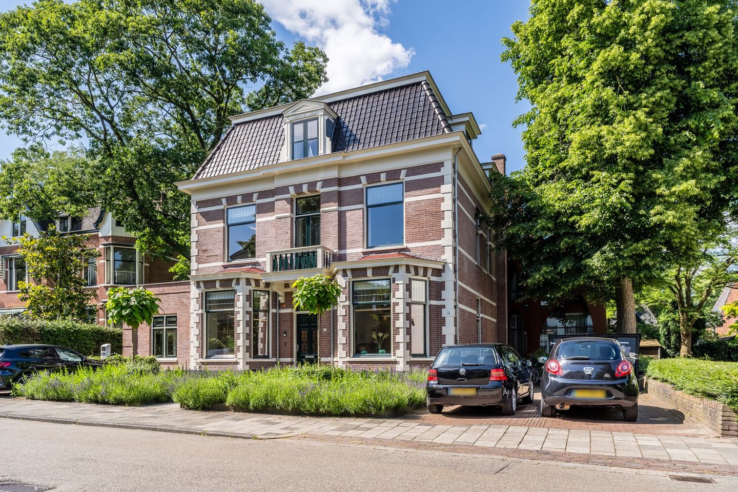 Bekijk foto 3 van Koninginneweg 11