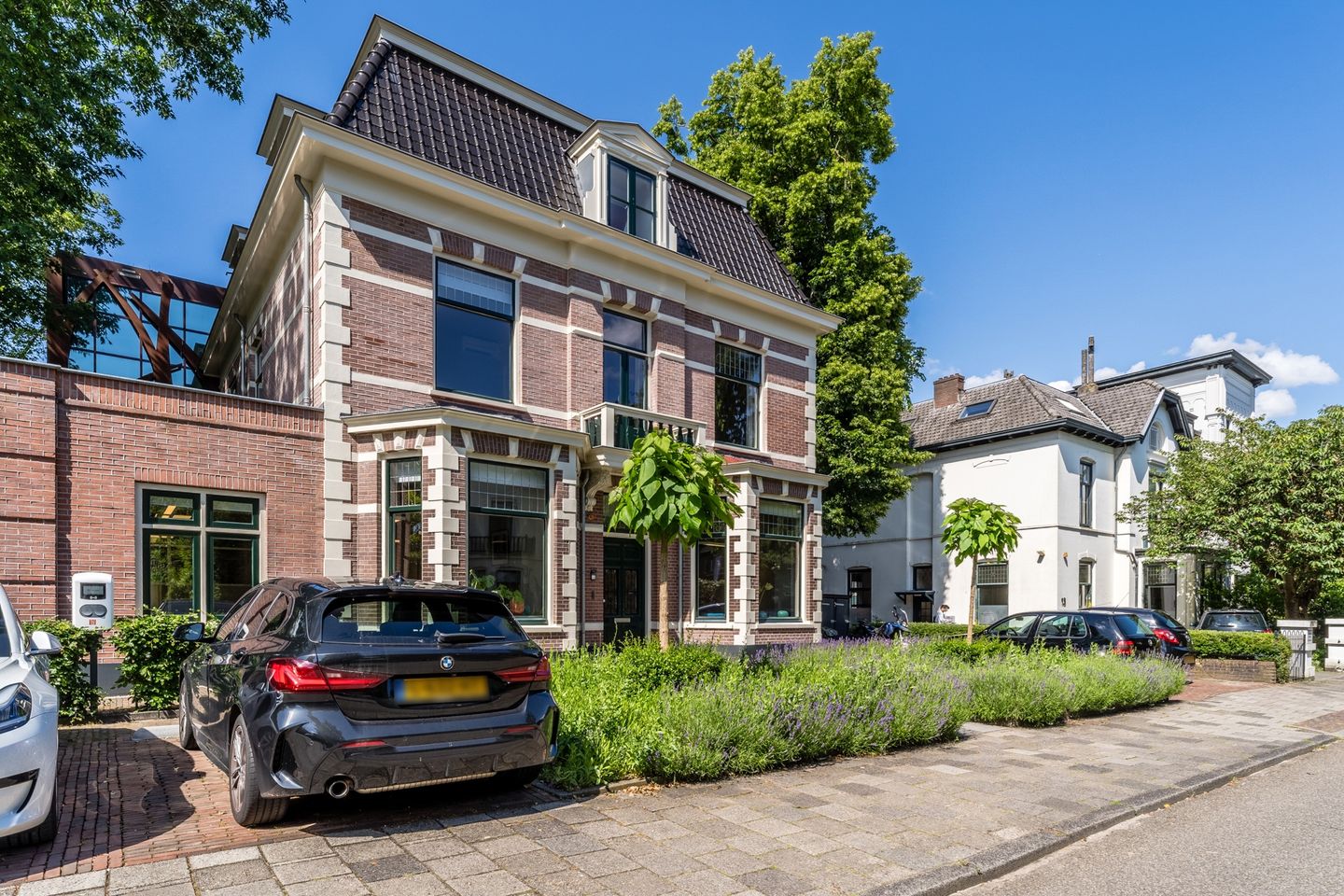 Bekijk foto 4 van Koninginneweg 11