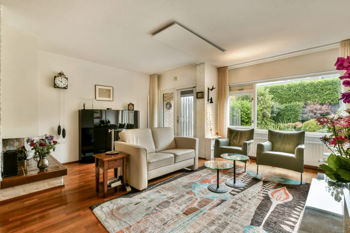 Foto 2 van Telemannstraat 12