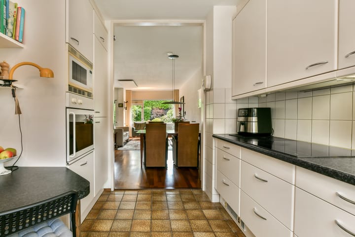 Foto 10 van Telemannstraat 12