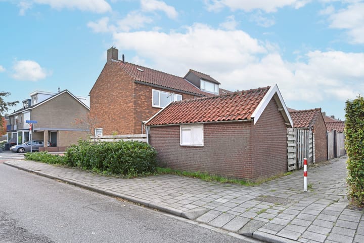 Photo 3 of Schoterstraat 37