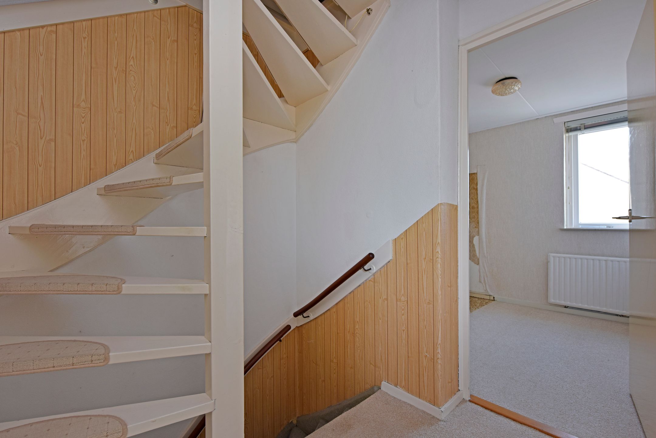 Photo 21 of Schoterstraat 37