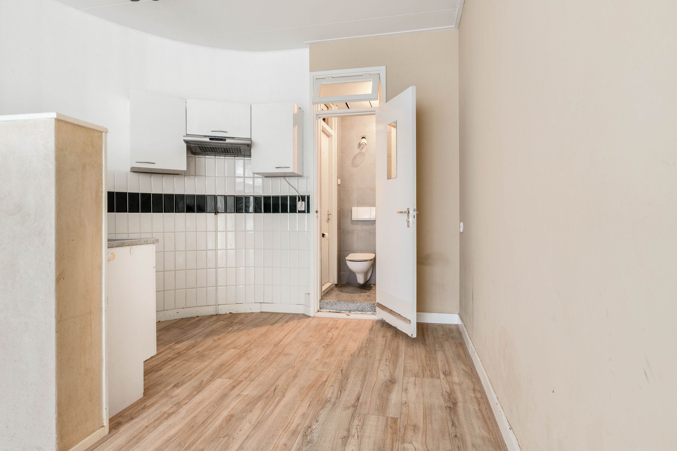 Photo 9 of Spoorstraat 55-A