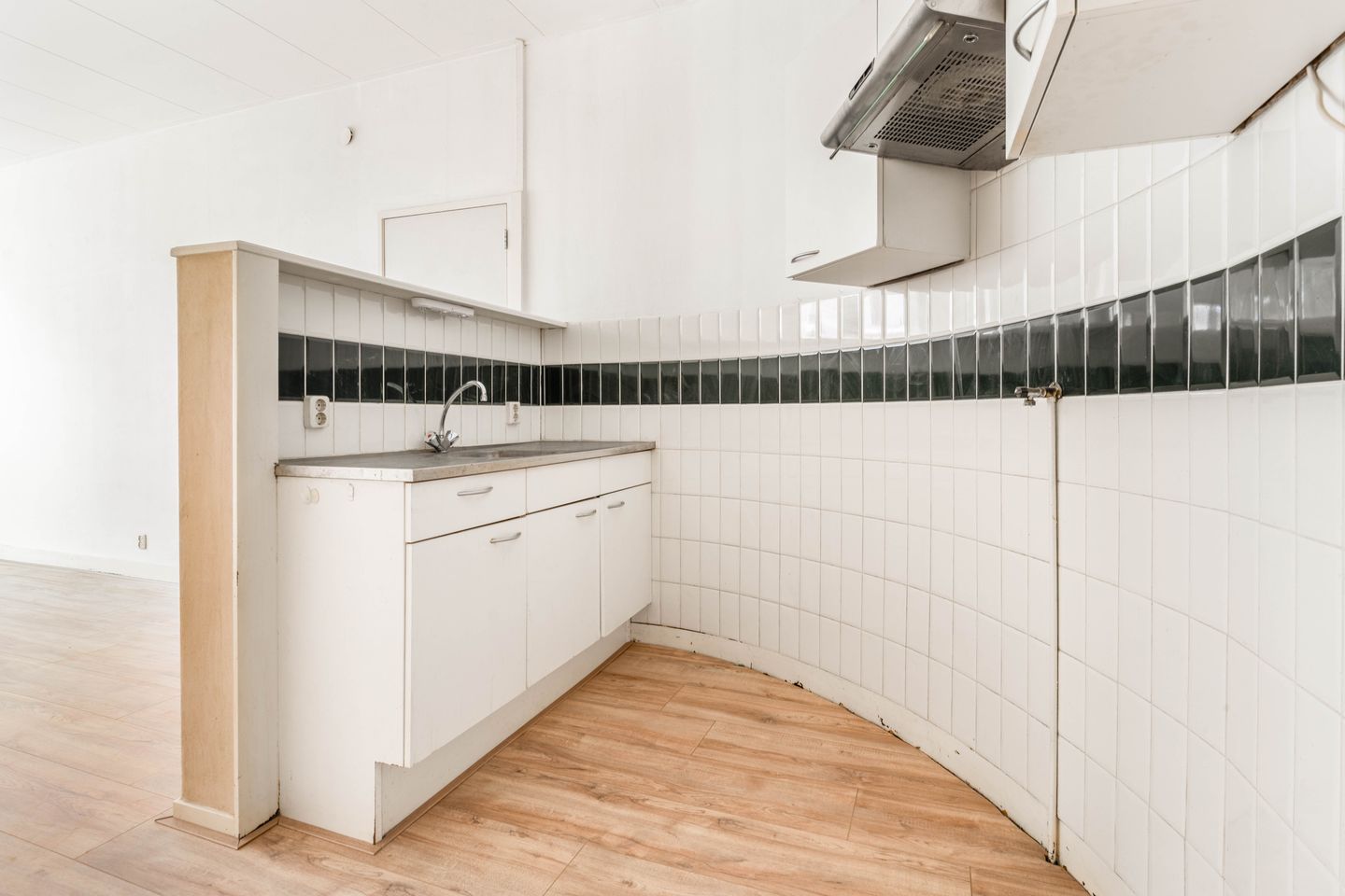 Photo 10 of Spoorstraat 55-A