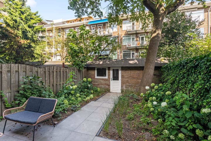 Foto 16 van Esmoreitstraat 56-H