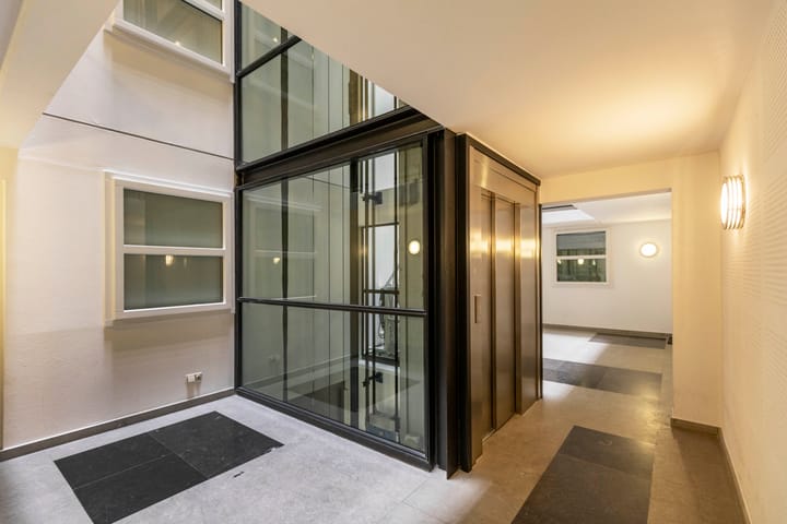 Photo 28 of Entrepotdok 166