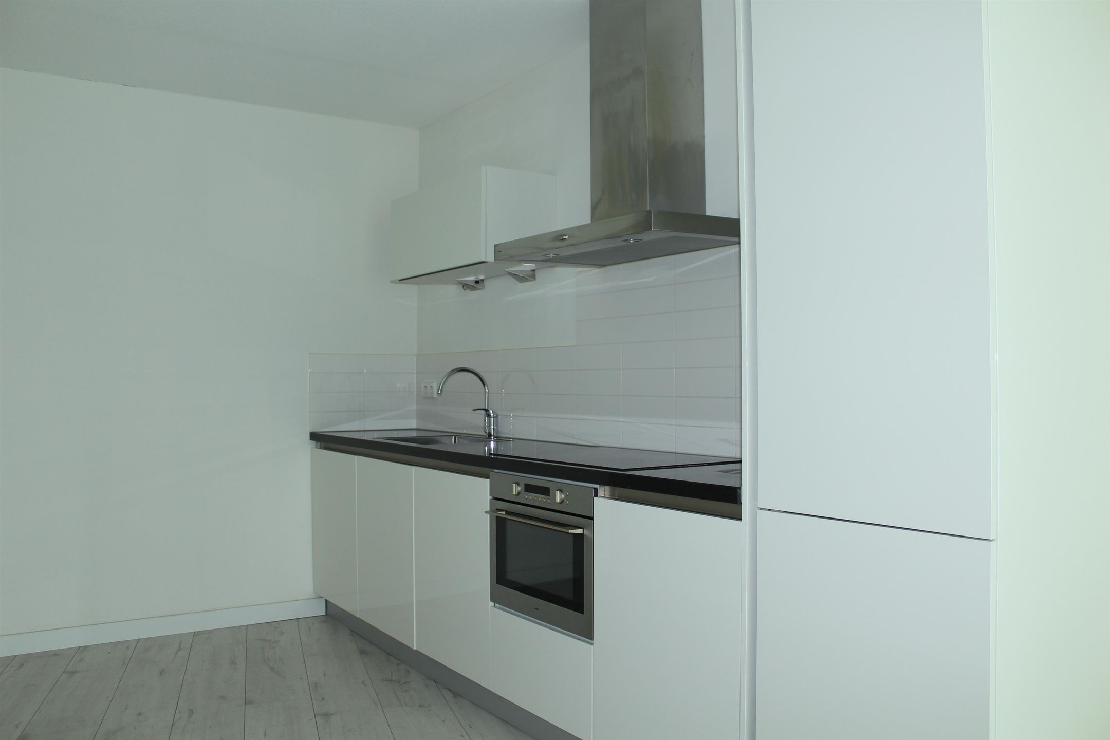 Photo 6 of Kalvermarkt 12-G