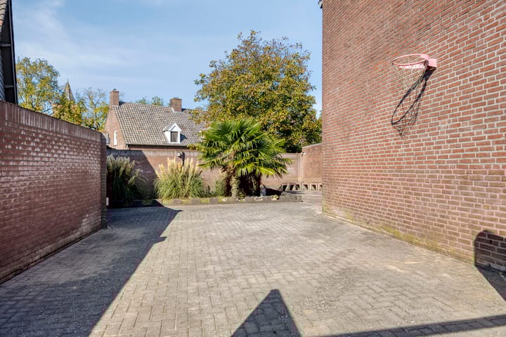 Photo 32 of Heuveleind 3