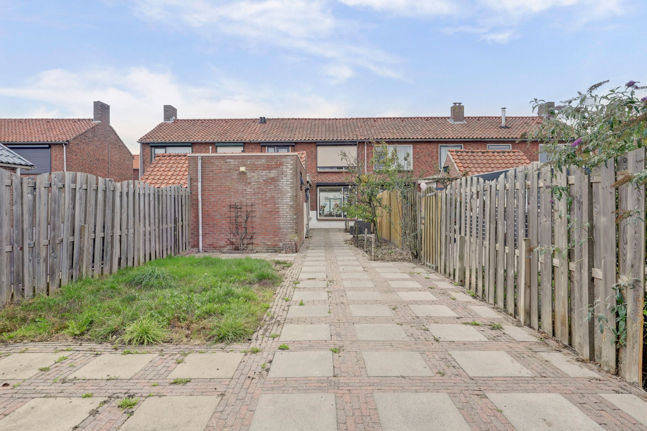 Photo 24 of Burgemeester van der Havestraat 53